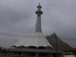 福州、廈門、莆田、三明、泉州地區(qū)膜結(jié)構(gòu)免費(fèi)設(shè)計與施工 現(xiàn)代建筑的藝術(shù)與工程融合